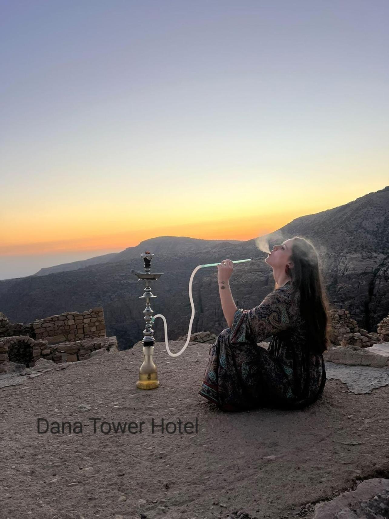 Dana Tower Hotel エクステリア 写真